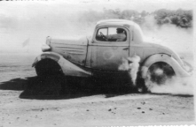 1956 Vintage 100 - 1935 Chev V8